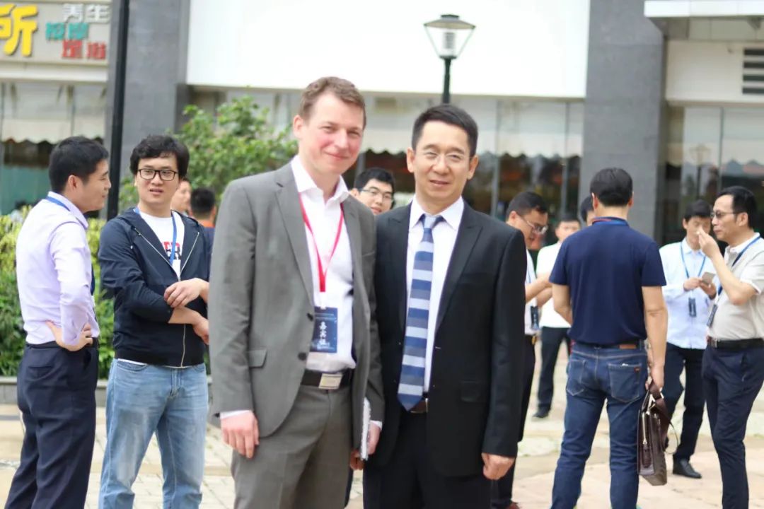 深圳風向標教育資源股份有限公司 深圳風向標教育資源股份有限公司