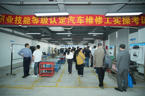 深圳風(fēng)向標(biāo)教育資源股份有限公司 深圳風(fēng)向標(biāo)教育資源股份有限公司
